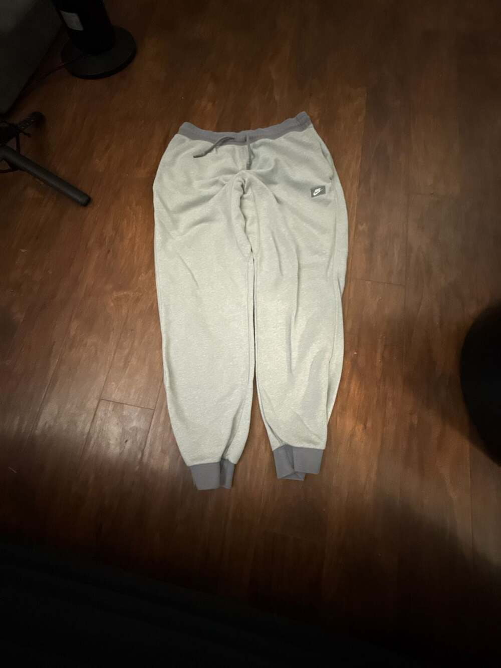 Nike Sportswear Club French Terry Jogger Sweatpants in Grey